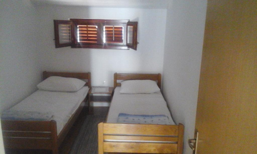 Apartment Rogic Biograd Na Moru Exteriör bild